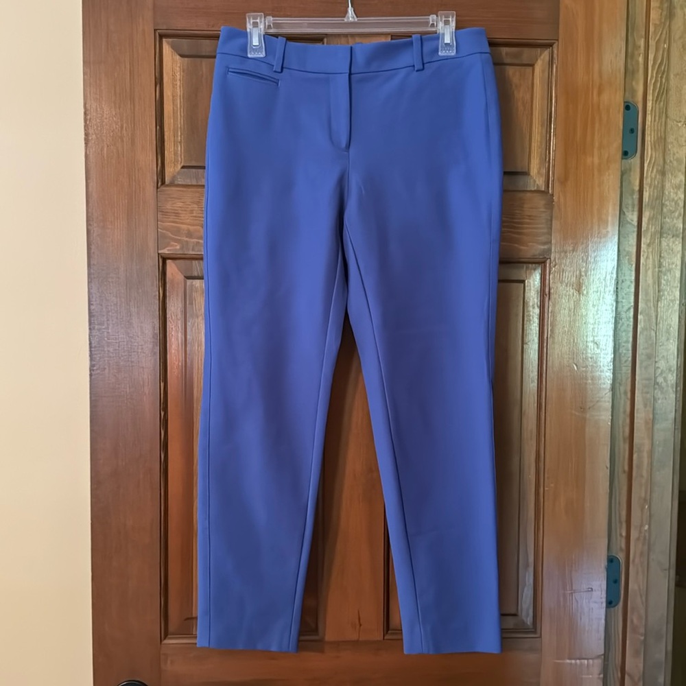 White House Black Market, Slim Ankle Pants, Size 6R, Blue